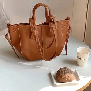 Cognac Tote